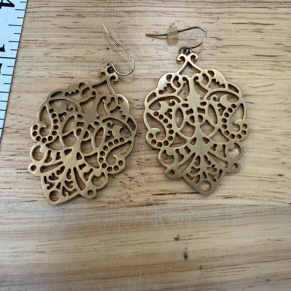 Premier Designs Darcy Matte Silver-Tone Filigree Fishhook Dangle Drop Earrings - Picture 11 of 11